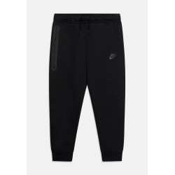 Nike Tech Fleece | Ropa Nike - JD Sports